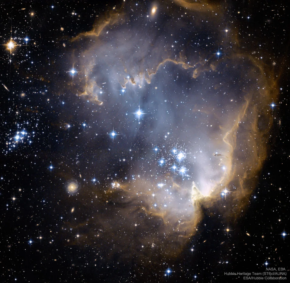 Khám phá cụm sao NGC 602 trong thiên hà tiểu Magellan